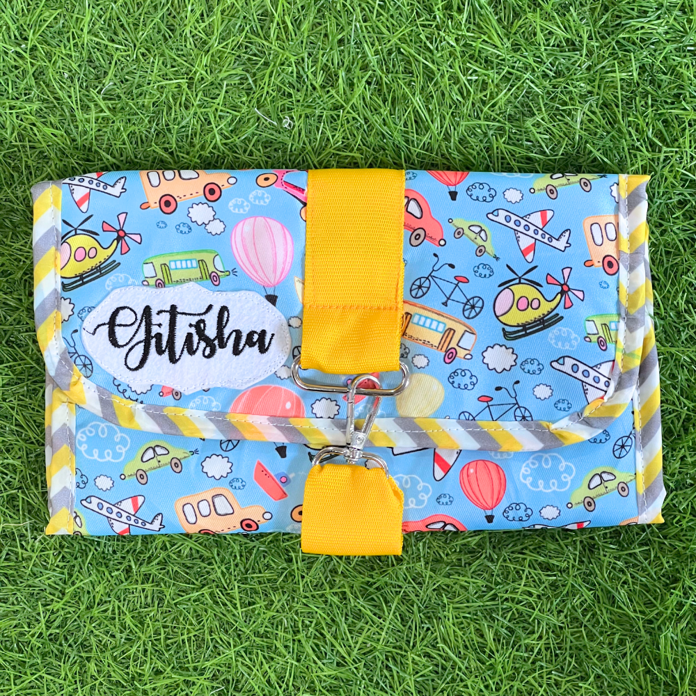 Children's bag with vehicle pattern