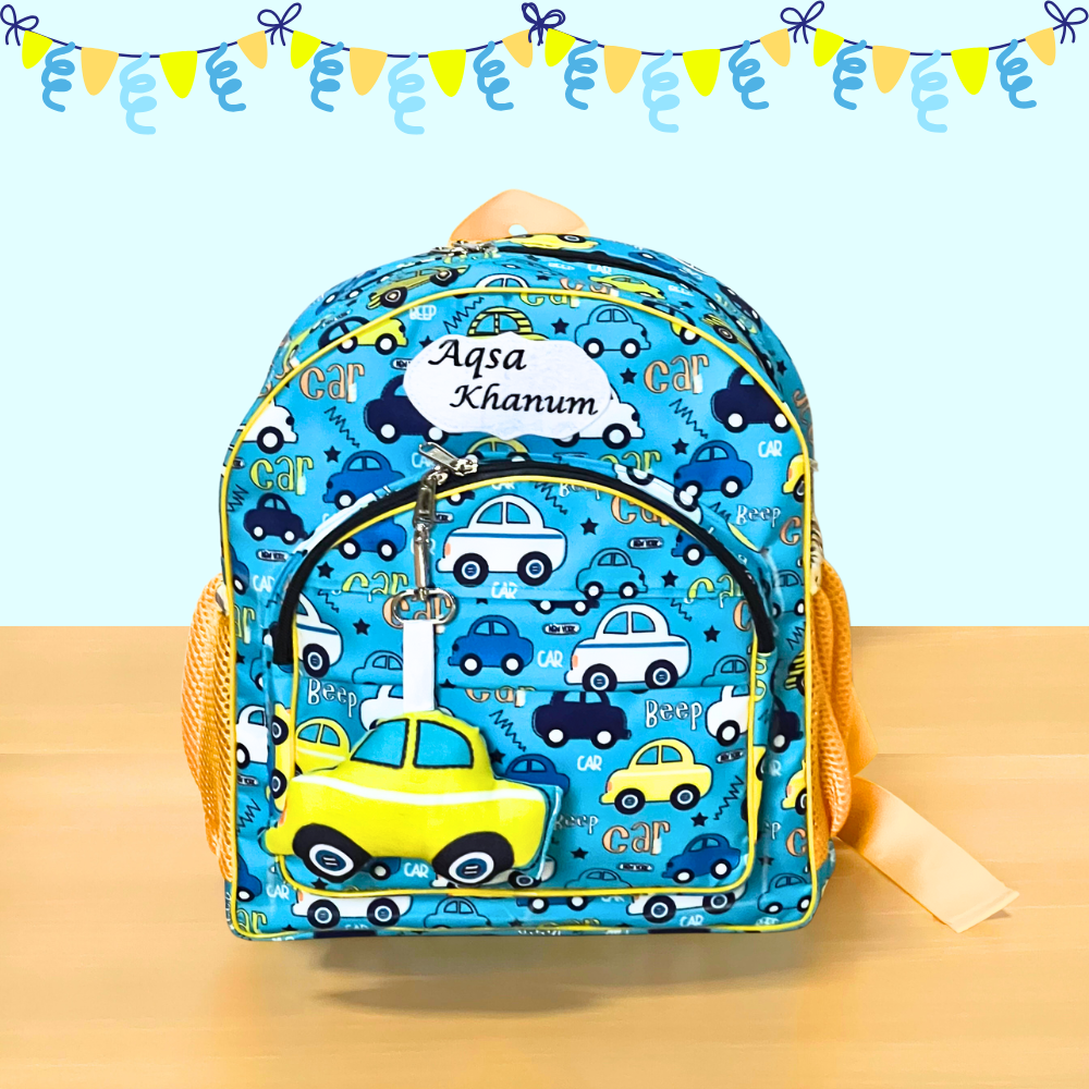Children's backpack with car pattern
