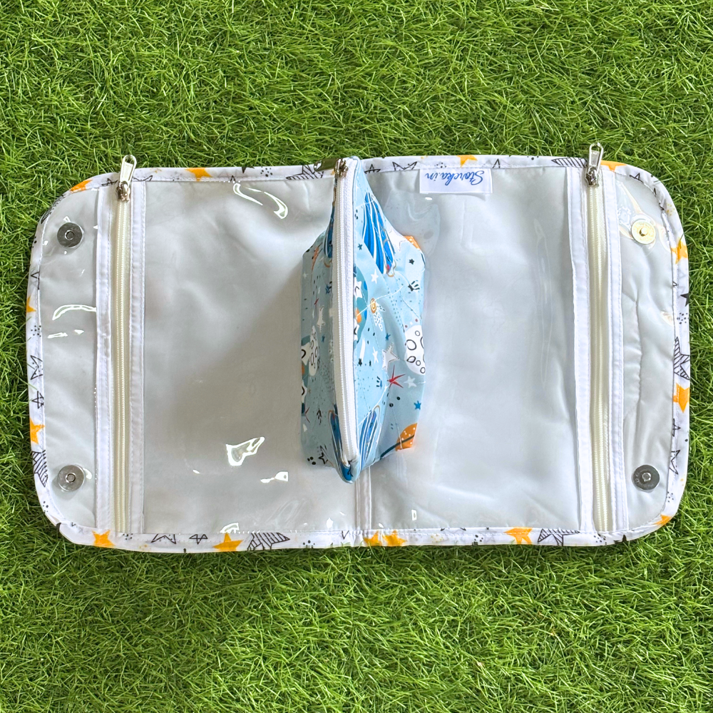Foldable travel pouch