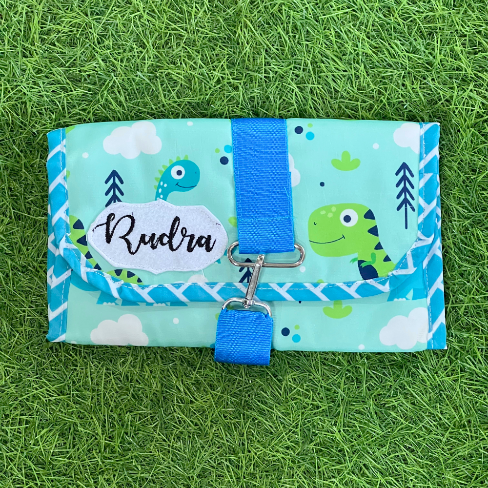 Children's wallet with dinosaur design