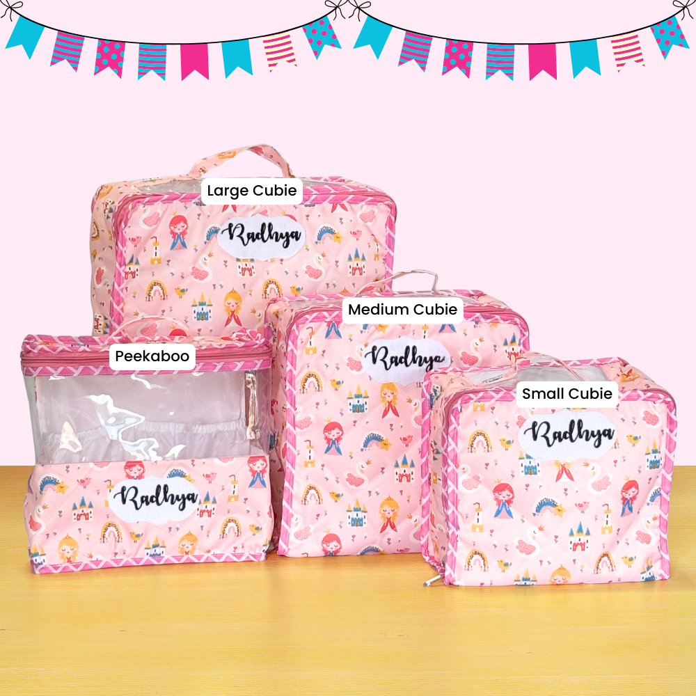 Set of pink travel cubes