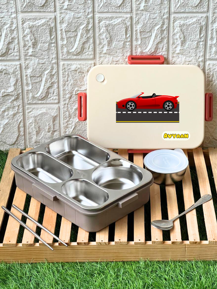 Tiny lunch box