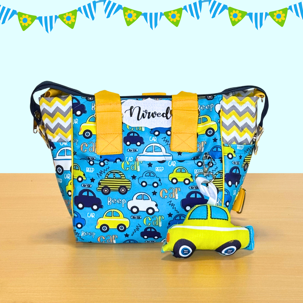 Children's bag with car pattern